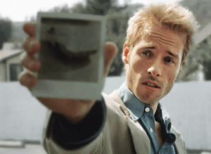 review-film-memento