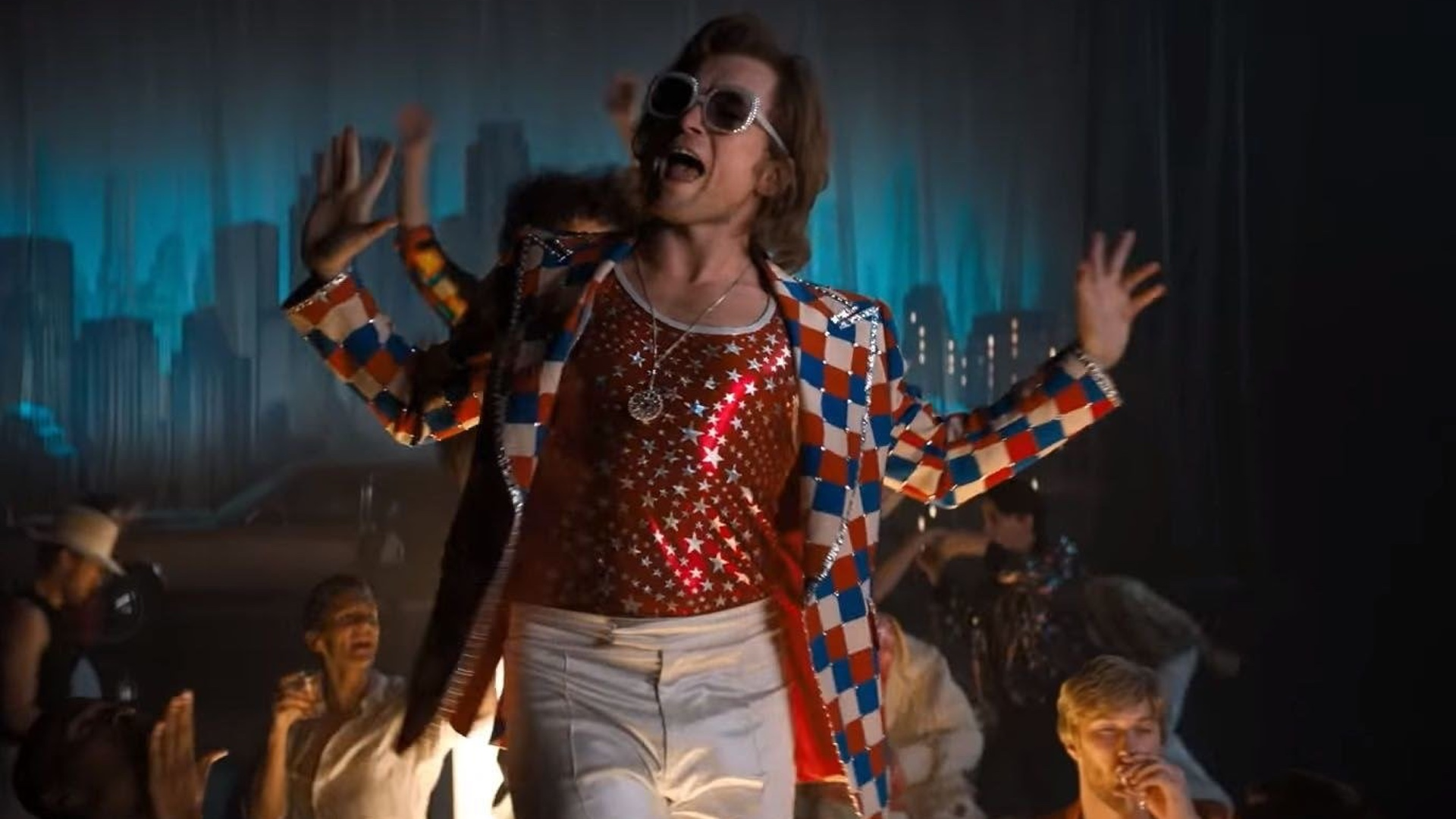 Review Rocketman Taron Egerton Perjalanan Elton John